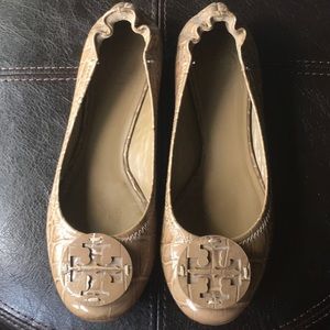 Tory Burch beige ballet flats